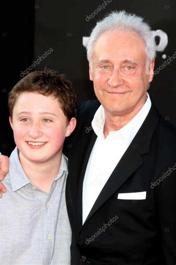 Brent Spiner Net Worth, Family, Career, Early Life |